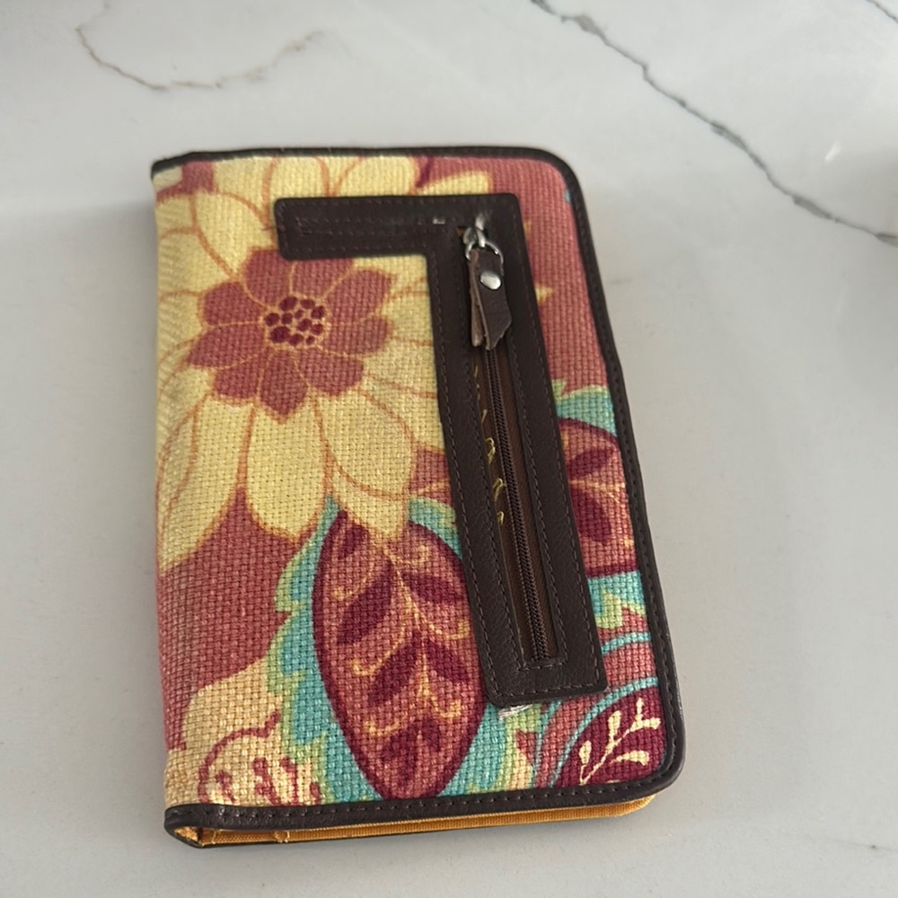 Floral Pattern Wallet with Button Closure - Picture 2 of 4